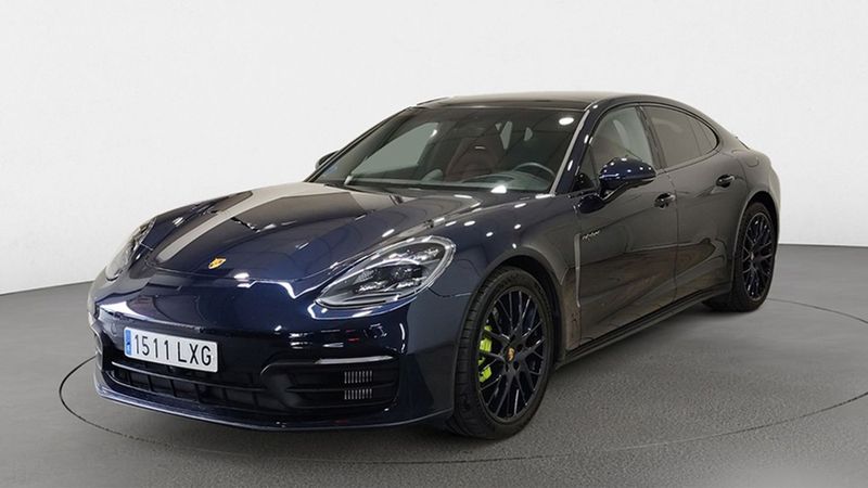 Porsche Panamera • 2022 • 53,000 km 1