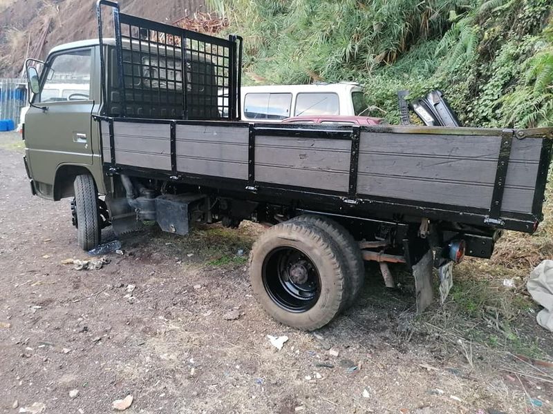 Mitsubishi Fuso canter • 1985 • 298,000 km 6