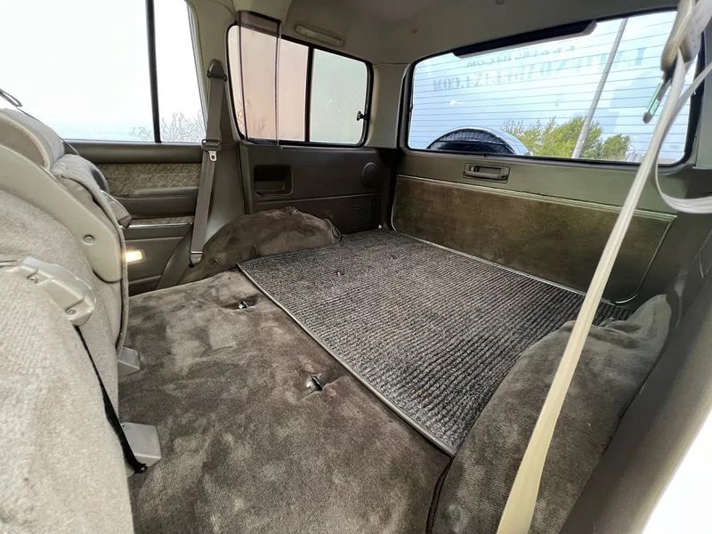 Toyota Land Cruiser • 1997 • 272,000 km 10