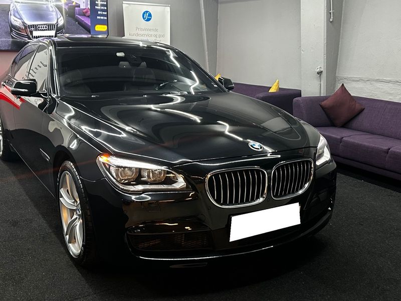 BMW 7 Series • 2013 • 164,000 km 1