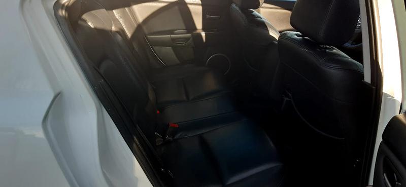 Mazda 3 • 2007 • 98,637 km 4