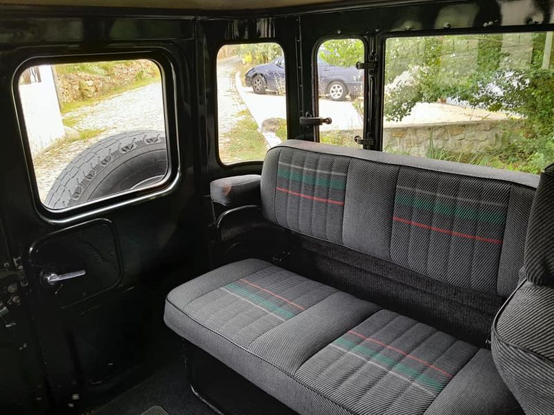 Toyota FJ Cruiser • 1979 • 97,000 km 6