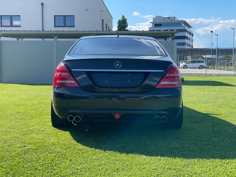Mercedes-Benz S-Class • 2011 • 149,000 km 4