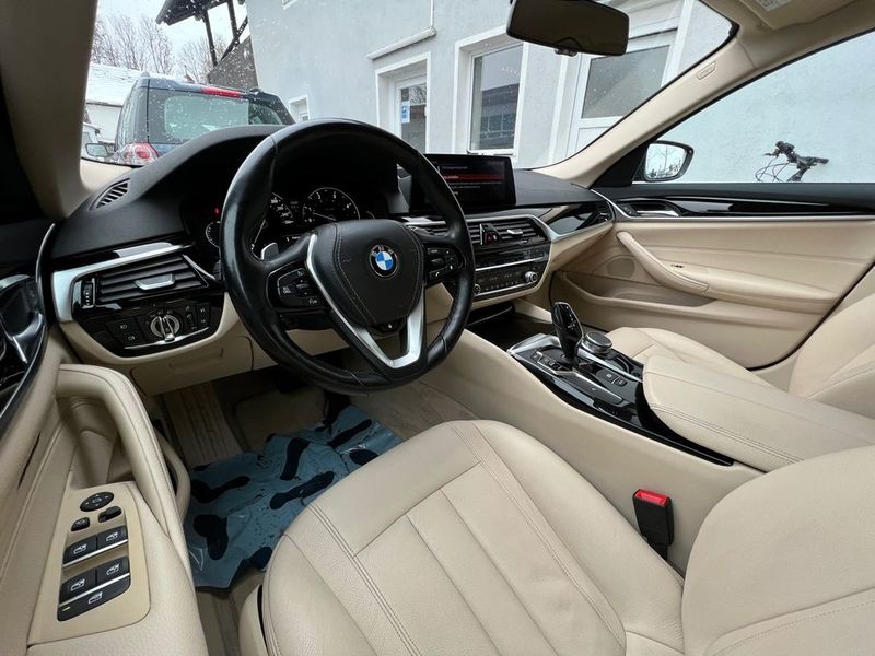BMW 5 Series • 2018 • 158,000 km 3