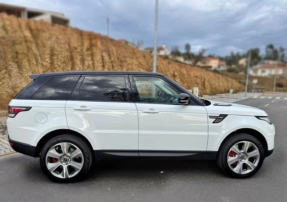 Land Rover Range Rover Sport • 2015 • 92,400 km 1