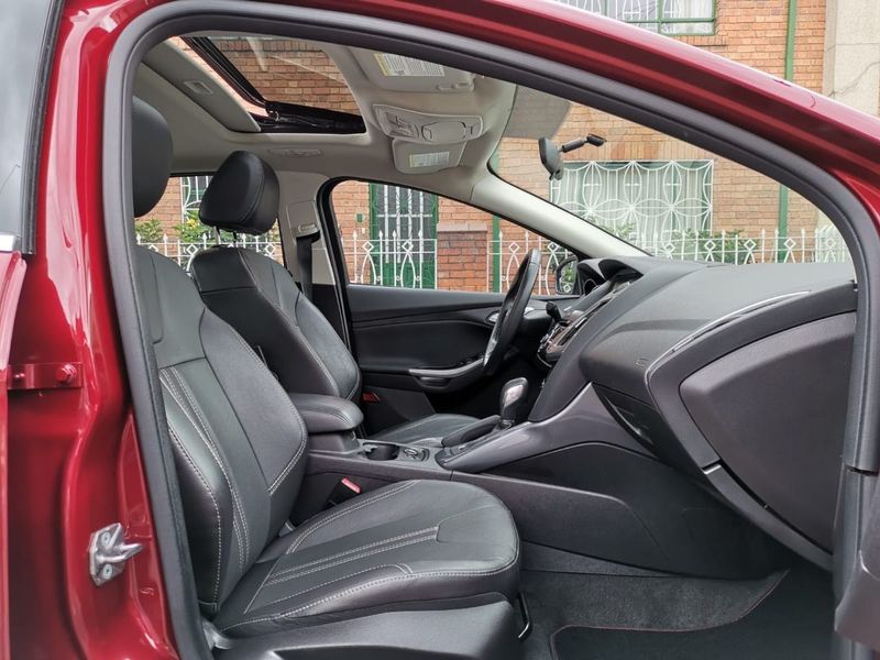 Ford Focus • 2014 • 152,000 km 3