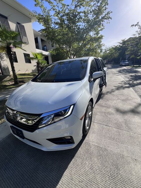 Honda Odyssey • 2020 • 42,000 mi 21