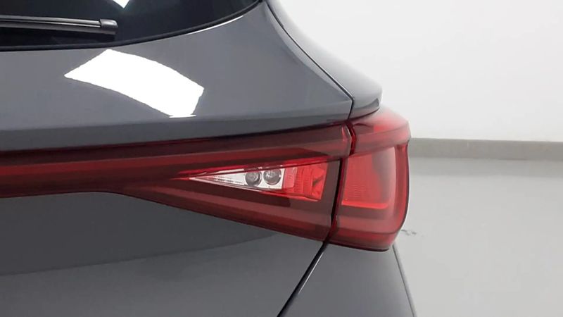 Seat Leon • 2020 • 35,651 km 7