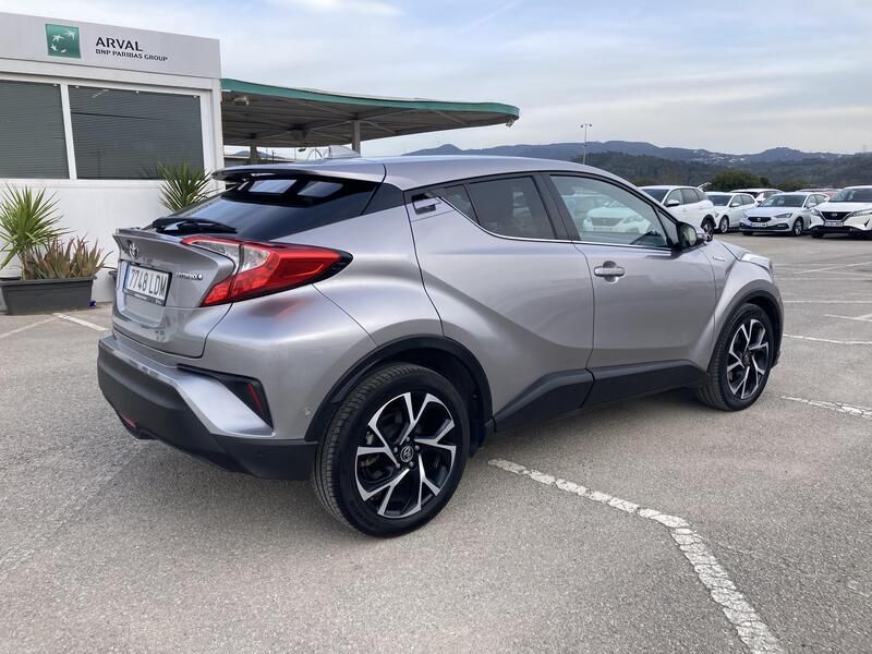 Toyota C-HR • 2019 • 63,000 km 3