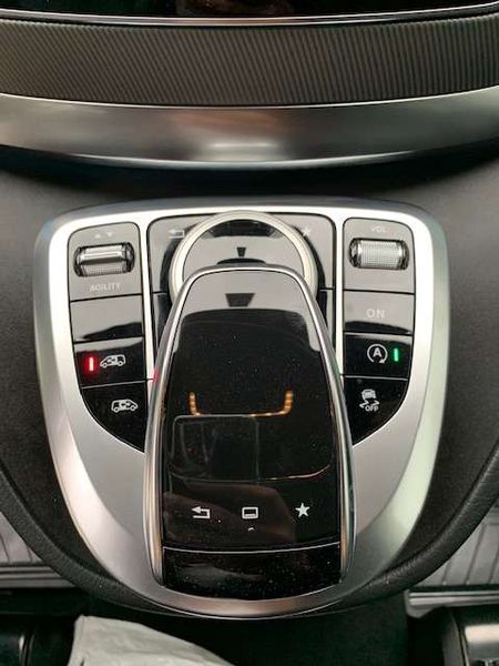 Mercedes-Benz 200 D • 2015 • 101,500 km 9