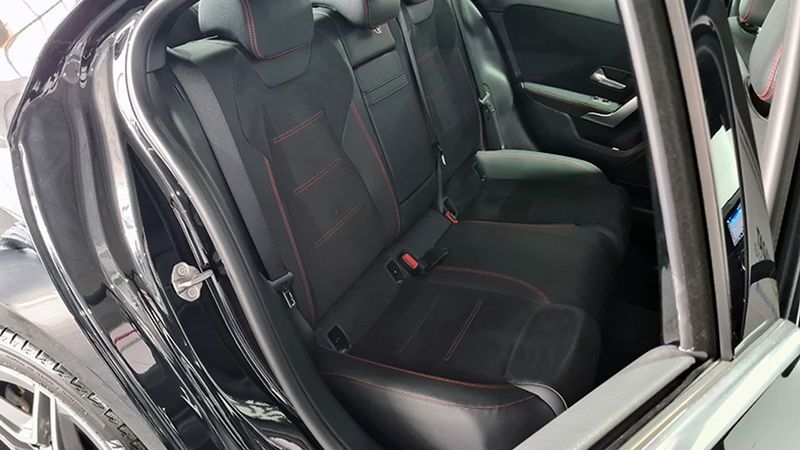 Mercedes-Benz A-Class • 2021 • 30,786 km 15