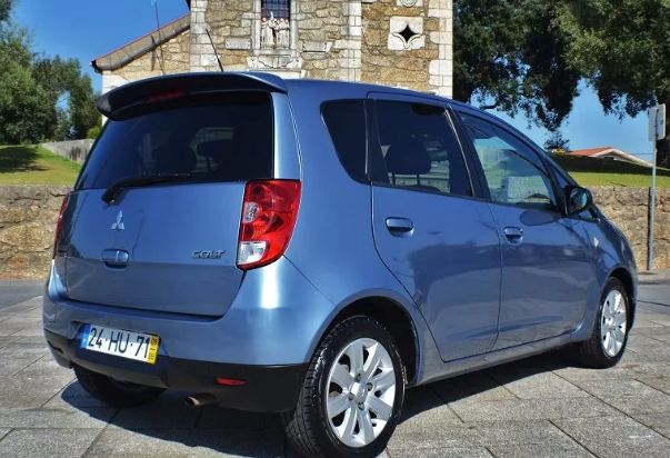 Mitsubishi Colt • 2009 • 94,000 km 2