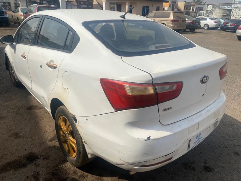 Kia Rio • 2012 • 97,732 km 2
