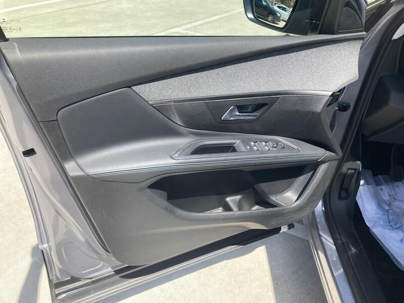 Peugeot 5008 • 2022 • 49,995 km 24