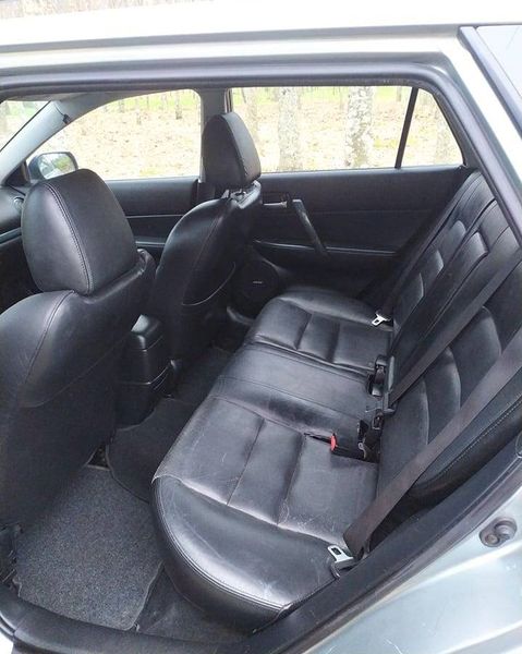 Mazda 2 • 2006 • 200,000 km 5