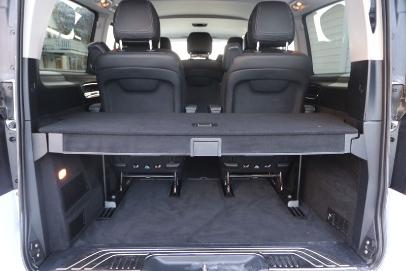 Mercedes-Benz 210 Van • 2015 • 132,000 km 16