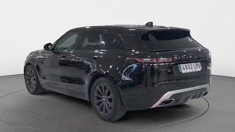Land Rover Range Rover Velar • 2021 • 91,000 km 4