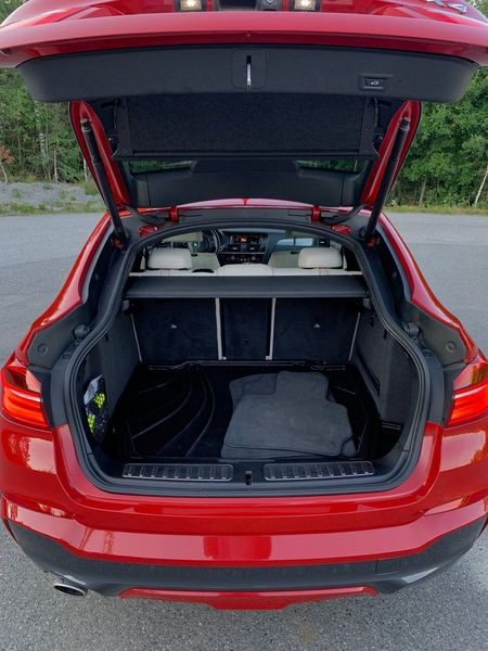 BMW X4 • 2015 • 110,000 km 6