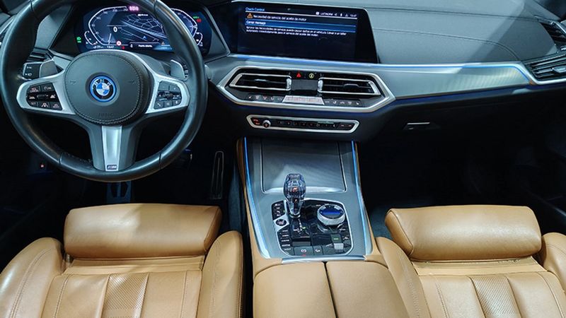 BMW X5 • 2022 • 14,035 km 7