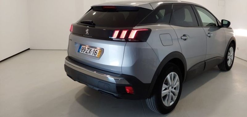 Peugeot 3008 • 2020 • 44,787 km 1