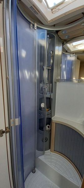 Fiat Ducato Van • 2017 • 62,160 km 10