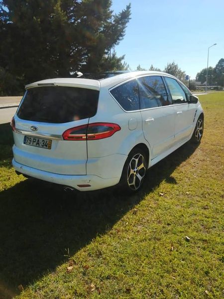 Ford S-Max • 2011 • 80,000 km 3