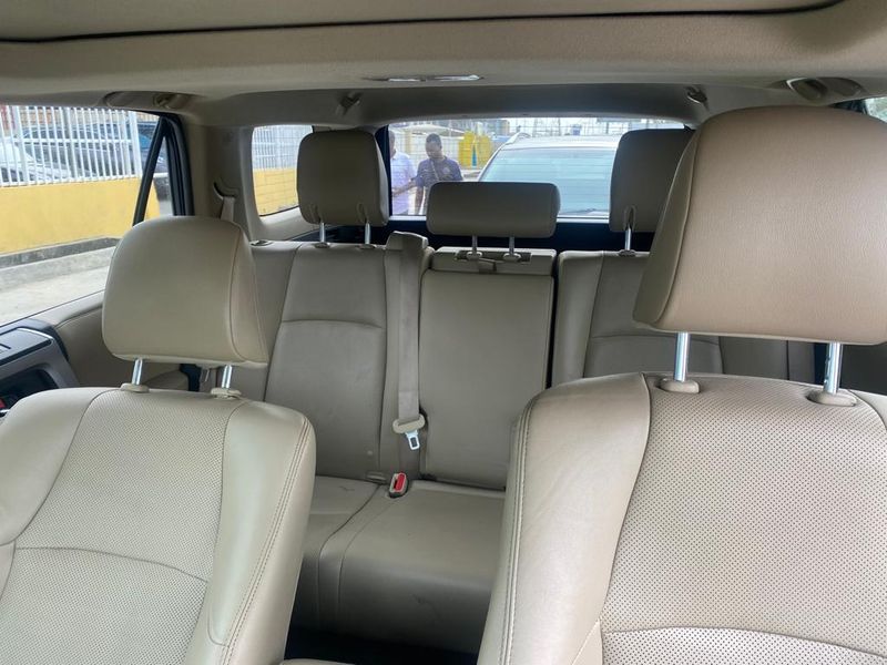 Toyota 4-Runner • 2015 • 110,128 km 8