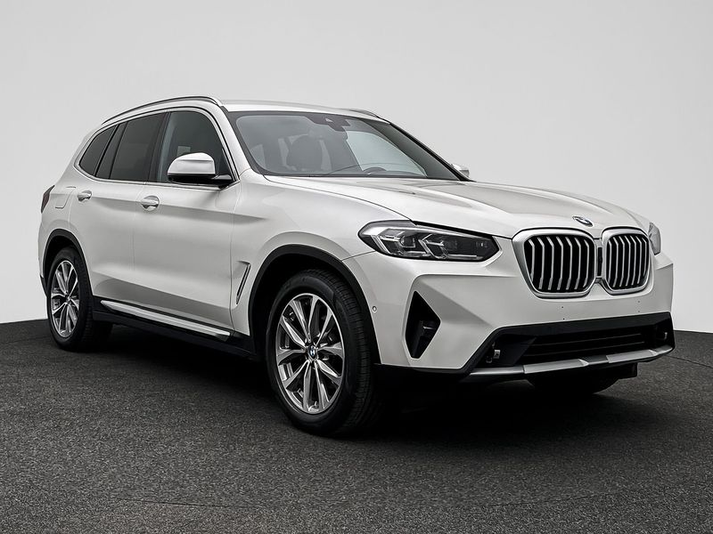 BMW X3 • 2022 • 204,000 km 1