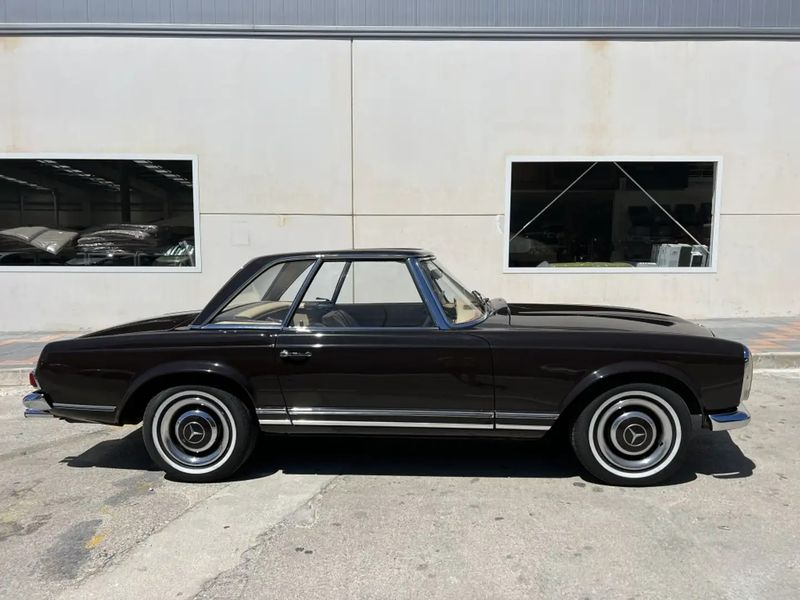 Mercedes-Benz SL • 1963 • 90,000 km 8