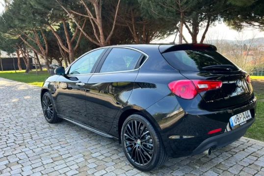 Alfa Romeo Giulietta • 2014 • 132,521 km 2