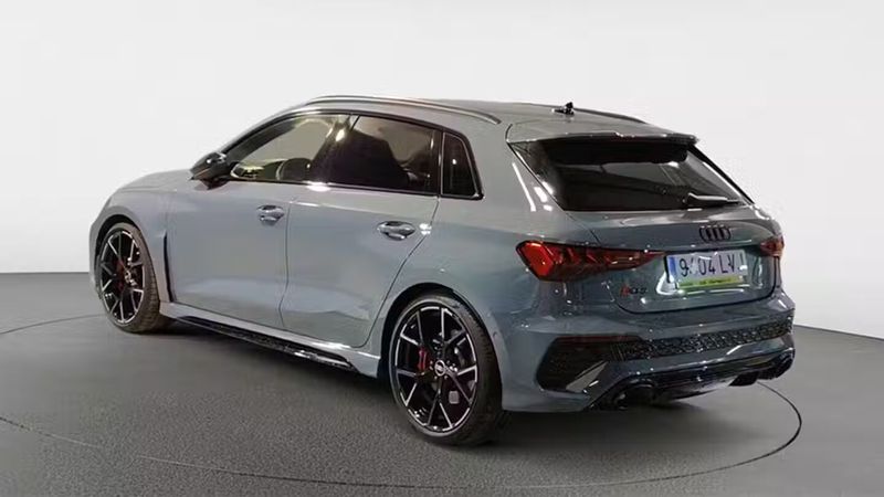 Audi A3 • 2021 • 22,299 km 2