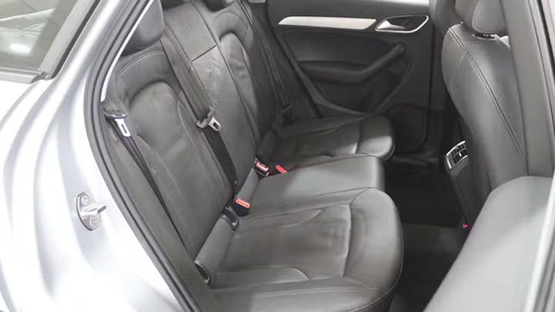 Audi Q3 • 2015 • 65,124 km 2