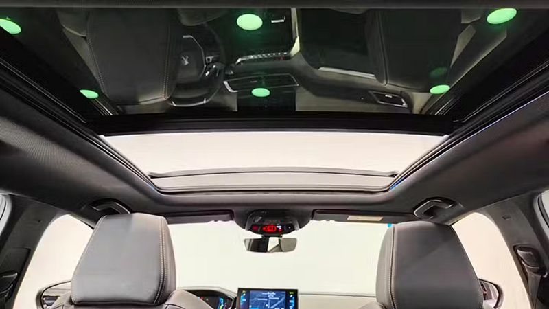 Peugeot 3008 • 2020 • 41,284 km 2