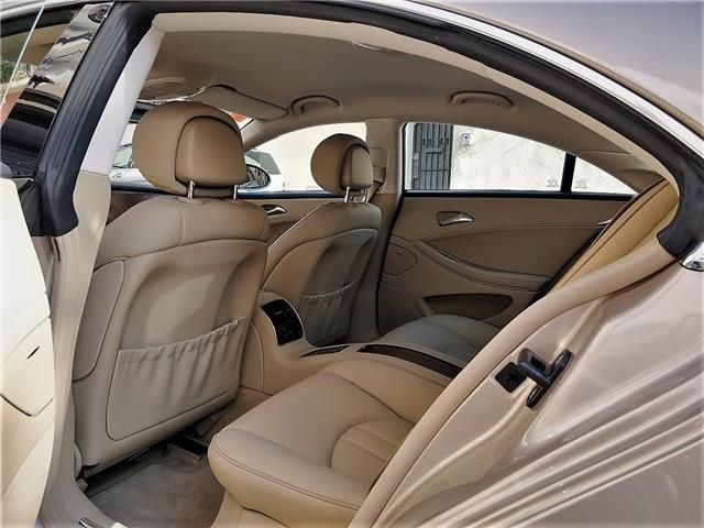 Mercedes-Benz CLS • 2007 • 162,000 km 10