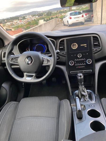 Renault Mégane • 2017 • 120,000 km 2