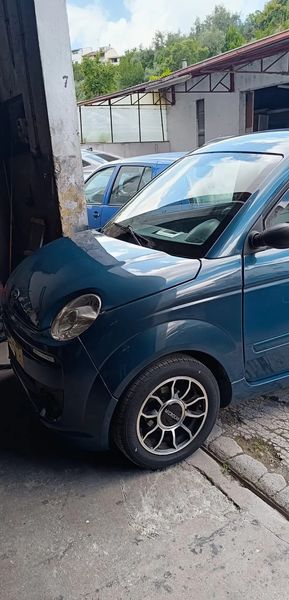 Mahindra Verito • 2016 • 11,570 km 4