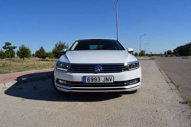 Volkswagen Passat • 2016 • 212,000 km 11