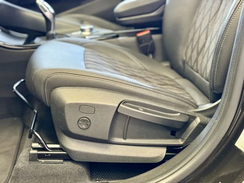 BMW X1 • 2019 • 92,000 km 9