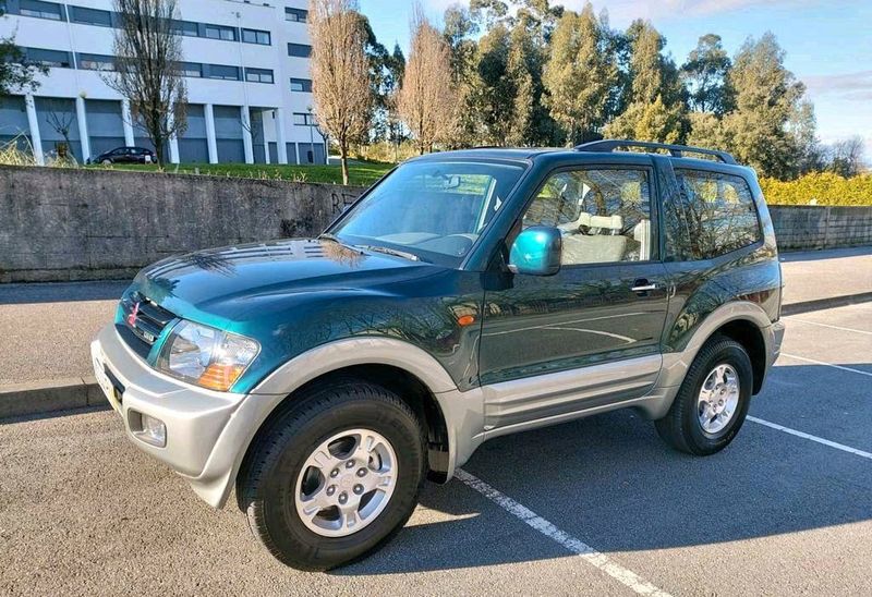 Mitsubishi Pajero • 2000 • 90,000 km 5
