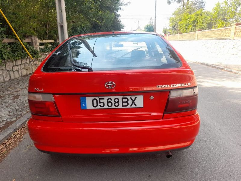 Toyota Corolla • 1992 • 265,000 km 3