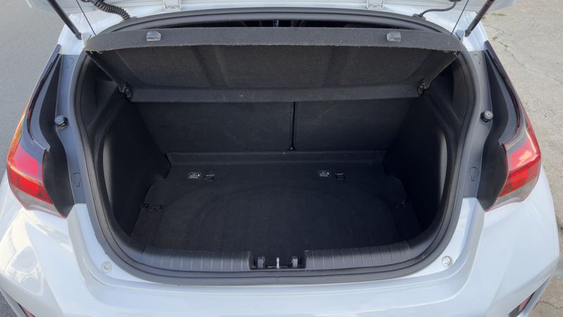 Hyundai Veloster • 2021 • 48,100 mi 9