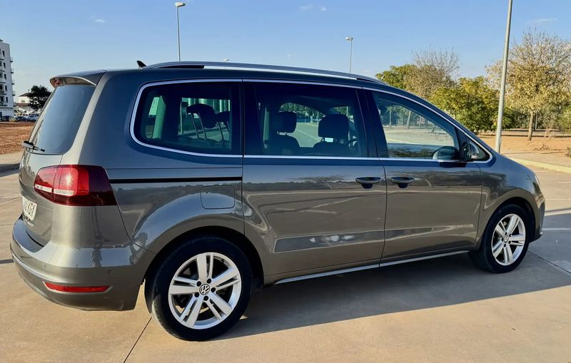 Volkswagen Sharan • 2018 • 183,400 km 3