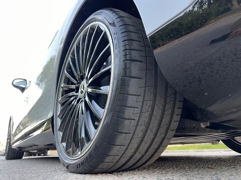 Mercedes-Benz E-Class • 2023 • 33,580 km 14