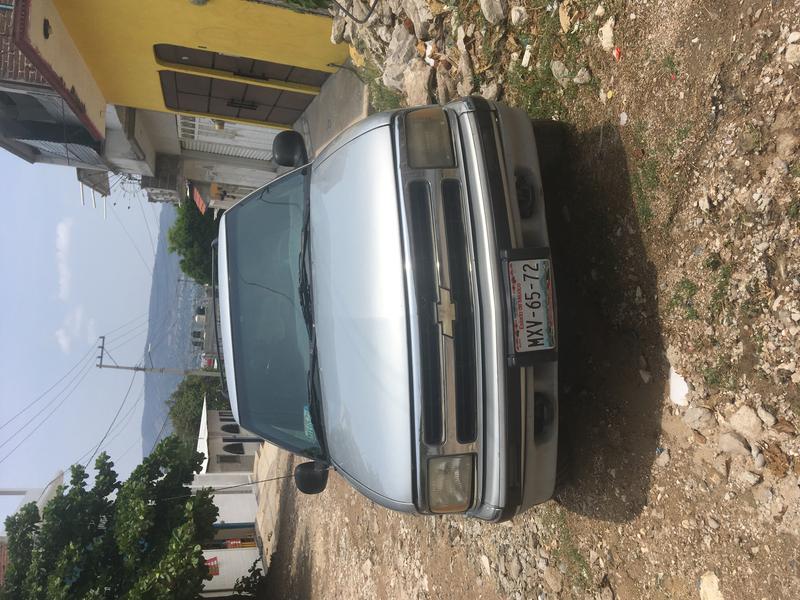 Chevrolet Blazer • 1995 • 211,000 km 3