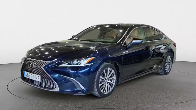 Lexus ES • 2021 • 43,266 km 2