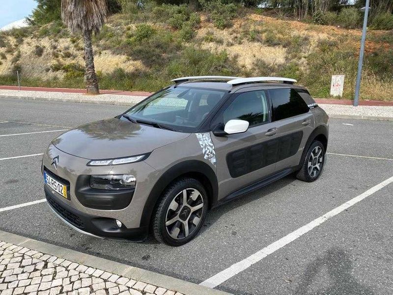 Citroën C4 Cactus • 2016 • 40,000 km 1