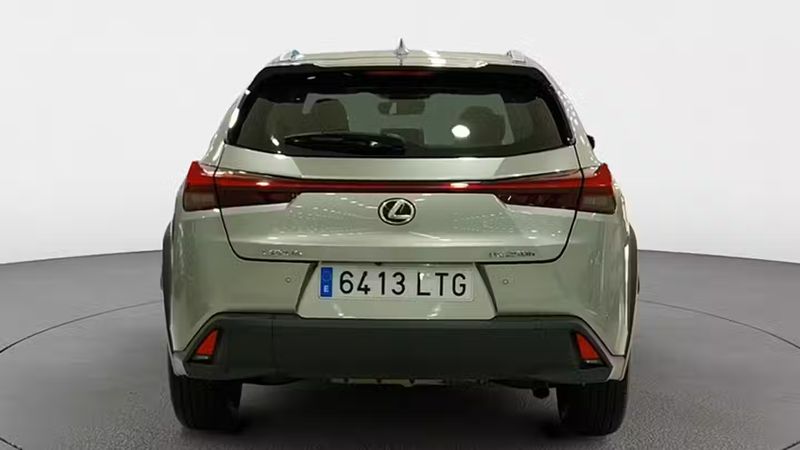 Lexus UX • 2021 • 79,916 km 3