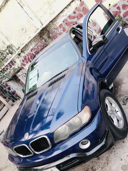 BMW X5 • 2003 • 140,000 km 2