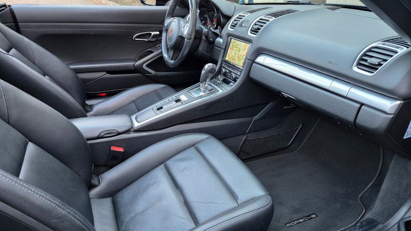Porsche Boxster • 2016 • 96,000 km 8