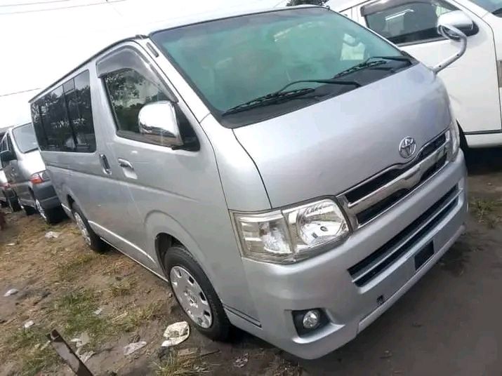 Toyota Hiace • 2017 • 50,000 km 1
